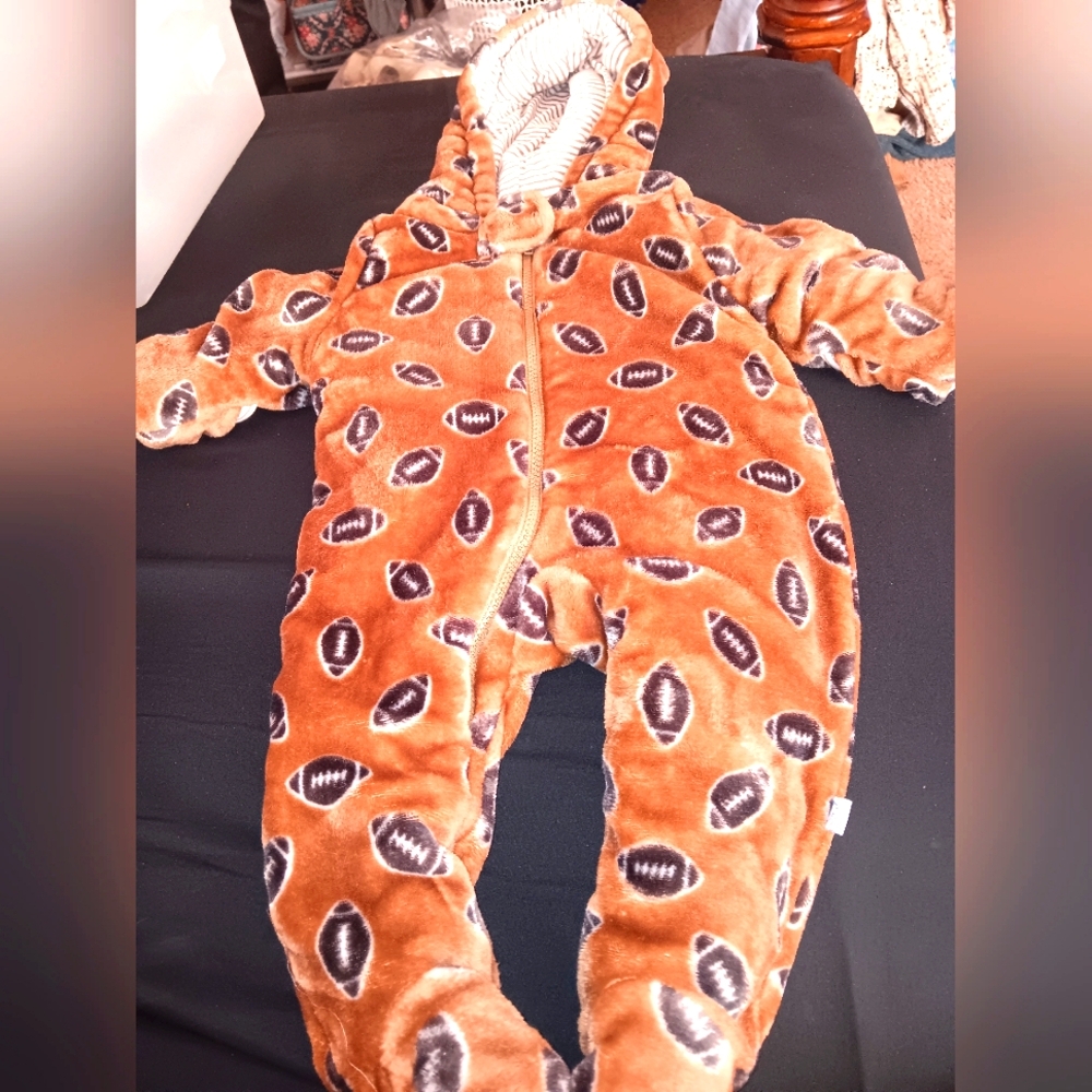 Boys size 6-9 month, Duck Duck Goose snowsuit